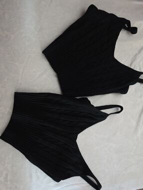 2 & 3 whiteBlack Ribbed Knit Cami Top — Women's Sleeveless Tank-- 5 pcs total